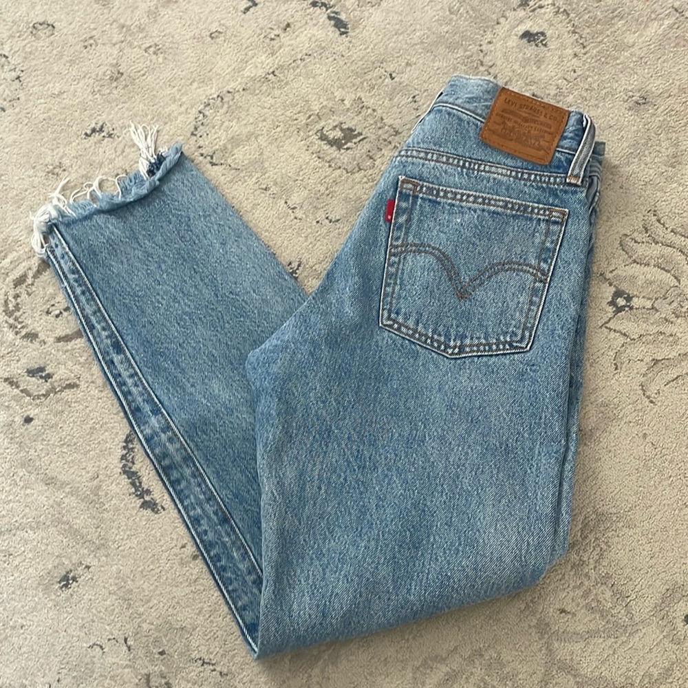 Levi’s straight jeans